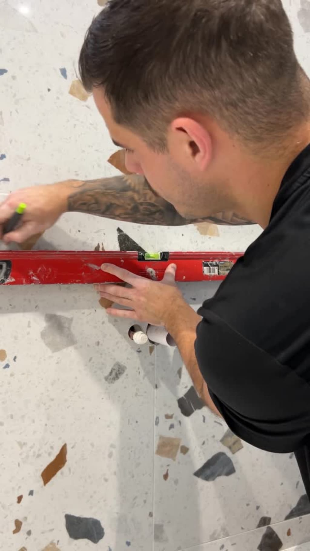 Craft at its highest form deserves to be celebrated.
Tag your favourite builder below - we love seeing the hands behind beautiful spaces

Here’s Danny @bespokebathrooms_ making it look effortless.

Tiles featured are Ravello Terrazzo & Fes Artisan