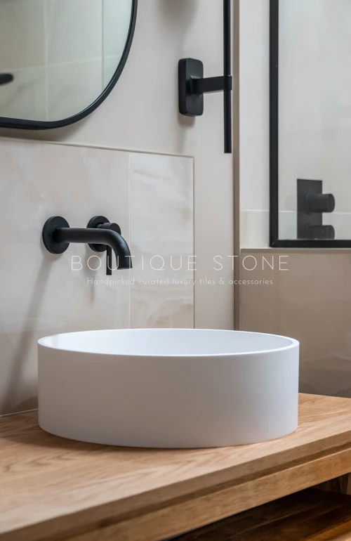 Riviera Onyx Natural