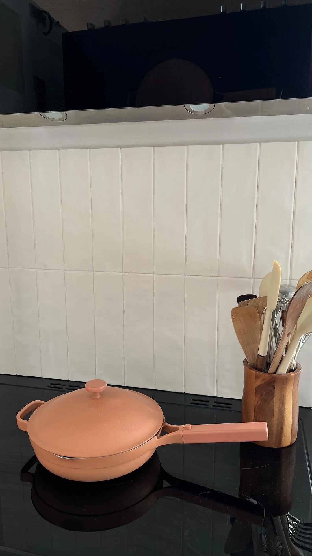 ✨ Peach toasties & pretty tiles ✨ I collaborated with @boutiquestoneofficial to bring my backsplash vision to life using their stunning Comptoir Artisan tiles — and they delivered. The texture and warmth of these tiles make the perfect backdrop for cozy kitchen moments and aesthetic food videos like this one 🧡🍞 #BoutiqueStone #ComptoirArtisan #KitchenAesthetic #TileInspo #FoodStylingGoals