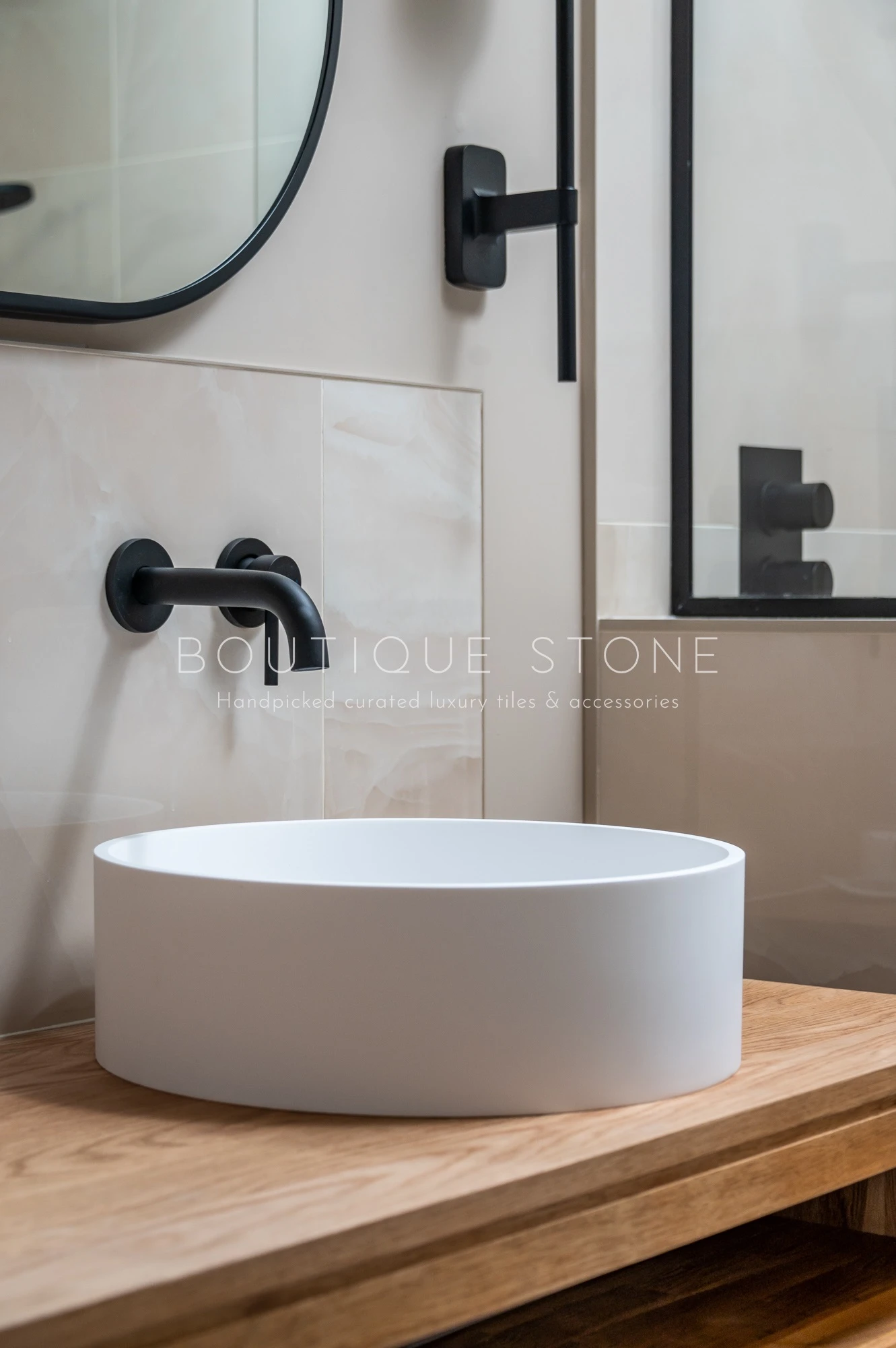 Riviera Onyx Natural